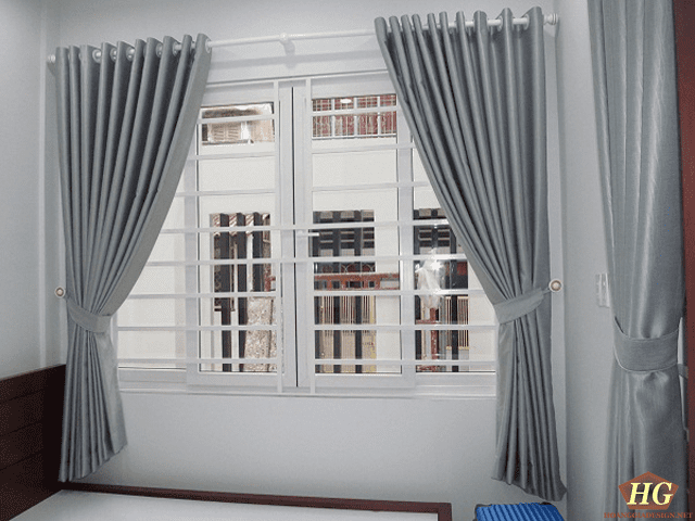 Thi công rèm cửa cầu vồng nhà chị Thắm