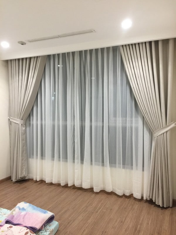 https://mancuahanquoc.com/wp-content/uploads/2018/10/rem-can-ho-hoang-gia-design-16.jpg